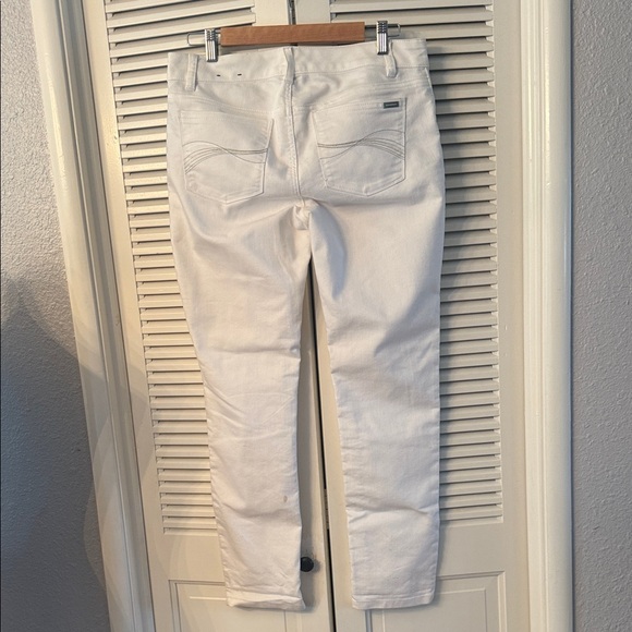White House Black Market Cream Straight Leg Jeans - Picture 3 of 5